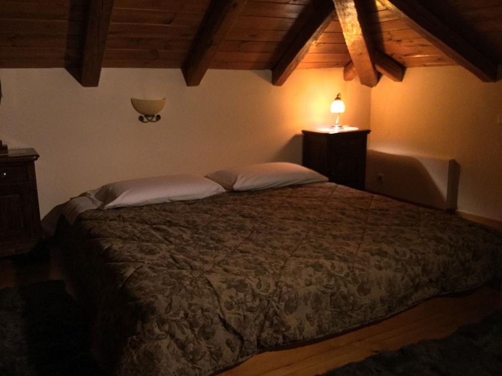 Odos Oneiron Apartment Arachova Bagian luar foto