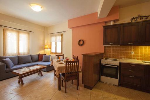 Odos Oneiron Apartment Arachova Bagian luar foto